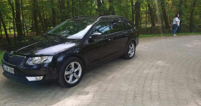 Skoda Octavia cena 37900 przebieg: 230000, rok produkcji 2015 z Sopot małe 106